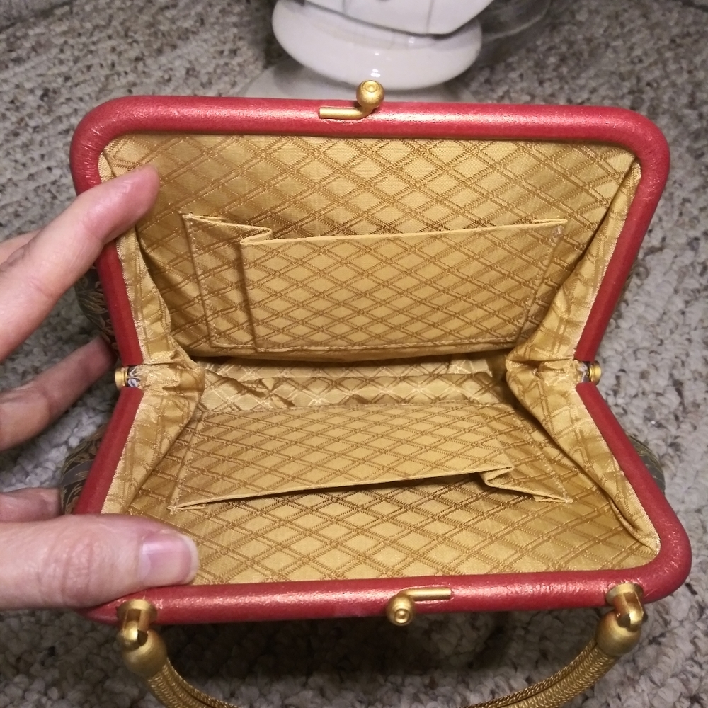 Vintage Red and Gold Floral Clutch - Picture 9 of 11